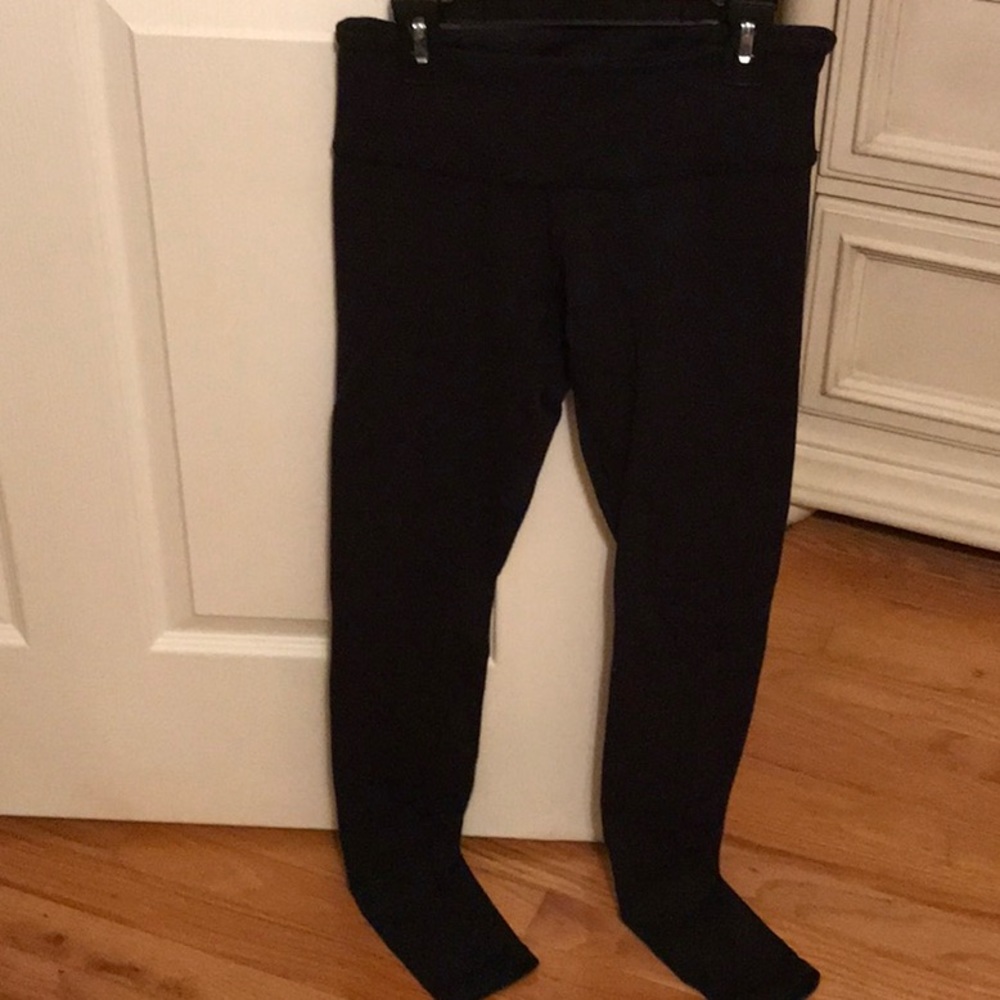Lululemon black leggings